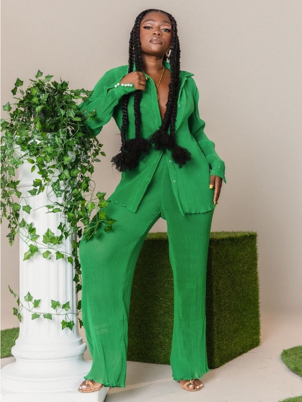 KAI Collective Green Plisse Pearl Button Shirt Wide Leg Pants 2 Piece Set Size M